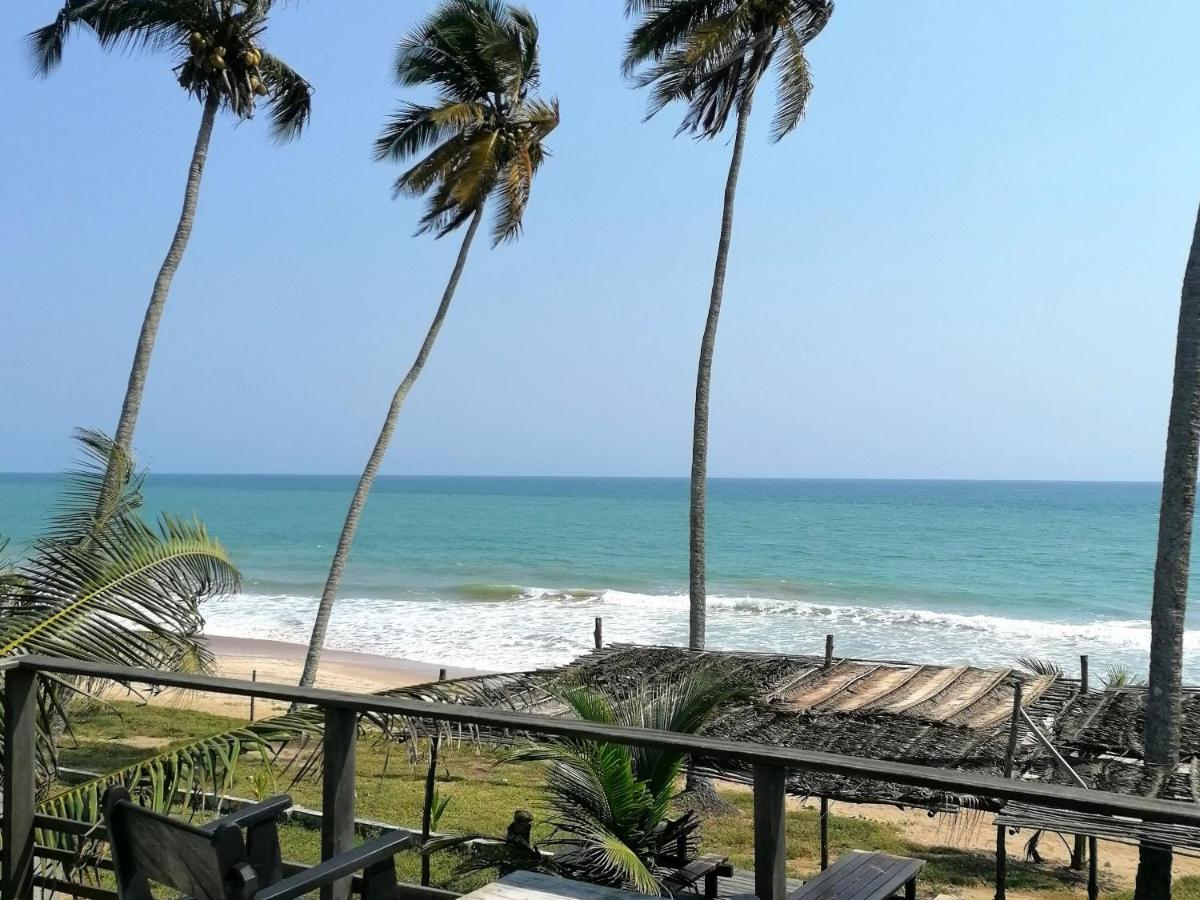 Afro Beach Eco Resort Butre Экстерьер фото